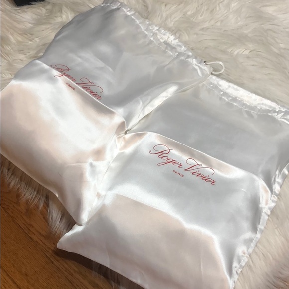 100% Auth A Pair of Roger Vivier DUST BAG (BRAND NEW) - Picture 7 of 14